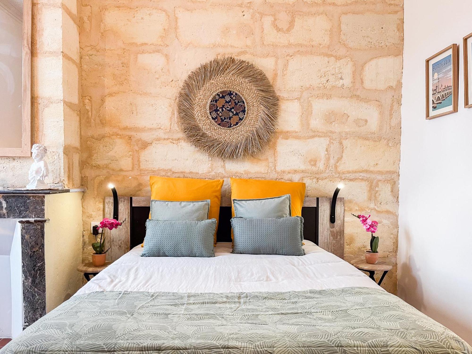 Echoppe Typique Avec Terrasse Βίλα Talence Εξωτερικό φωτογραφία